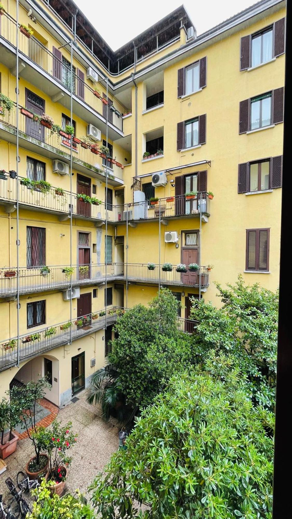 Charming Flat, Central And Close To Metro Μιλάνο Εξωτερικό φωτογραφία